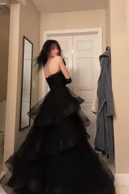 Luolandi Black Strapless A-Line Tulle Layered Long Party Dress Evening Gown Prom Dress No With Gloves